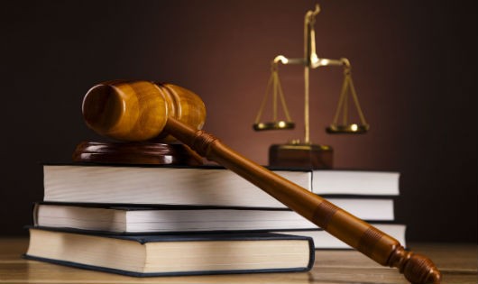 Luật quốc gia thua lệ của tòa