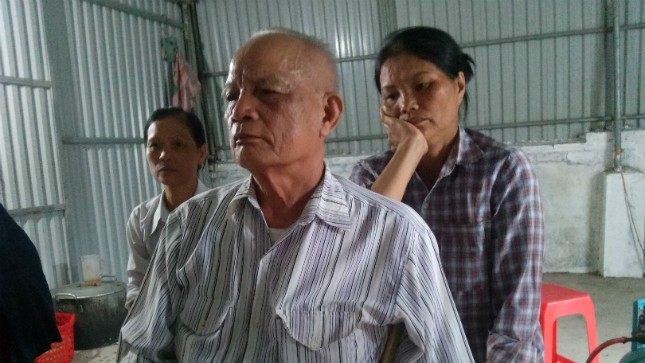 Ông Vũ Oanh Chiều, bố đẻ nạn nhân kể lại sự việc.