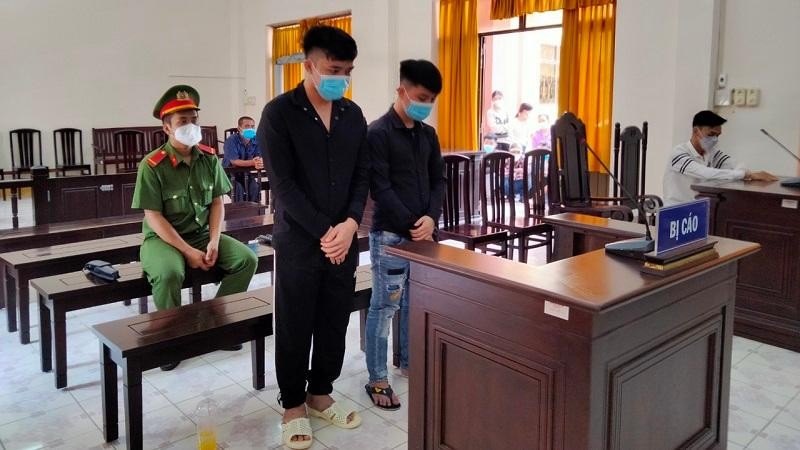 Rủ nhau đi đánh ghen, hai anh em ở Kiên Giang lãnh 18 năm tù ảnh 1