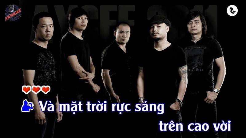 “Đường tới ngày vinh quang” giúp Bức Tường khỏi tan rã ảnh 1