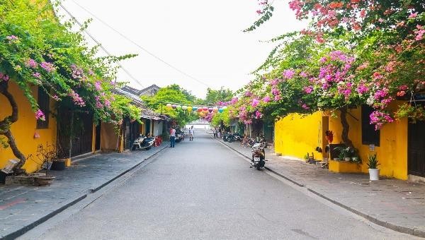 Giữ hồn phố cổ Hội An