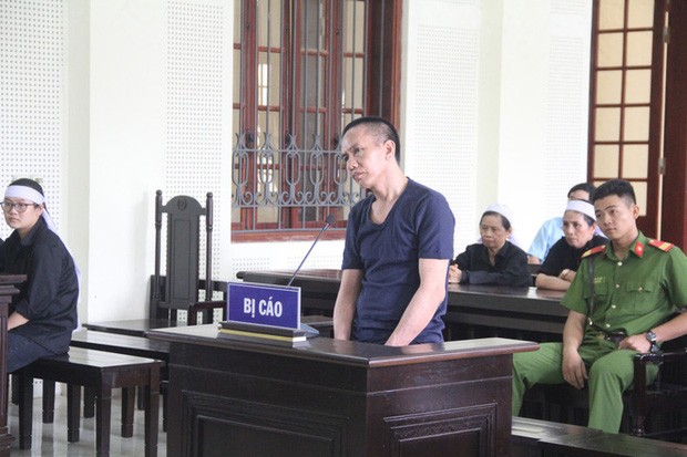 Chỉ vì ghen tuông mù quáng, người đàn ông này đã phải lĩnh án chung thân.