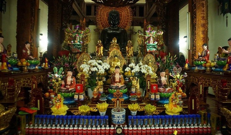 Linh thiêng bức tượng Phật bằng đồng lớn nhất tại Việt Nam ảnh 3