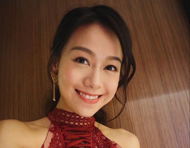 Xinh đẹp rạng ngời nhưng Huỳnh Tâm Dĩnh lẳng lơ nên bị gắn mác "Á hậu hồ ly tinh".