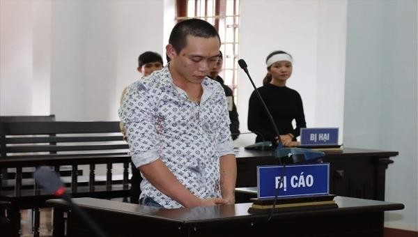 Bị cáo Nguyễn Văn Phúc tại phiên tòa xét xử.