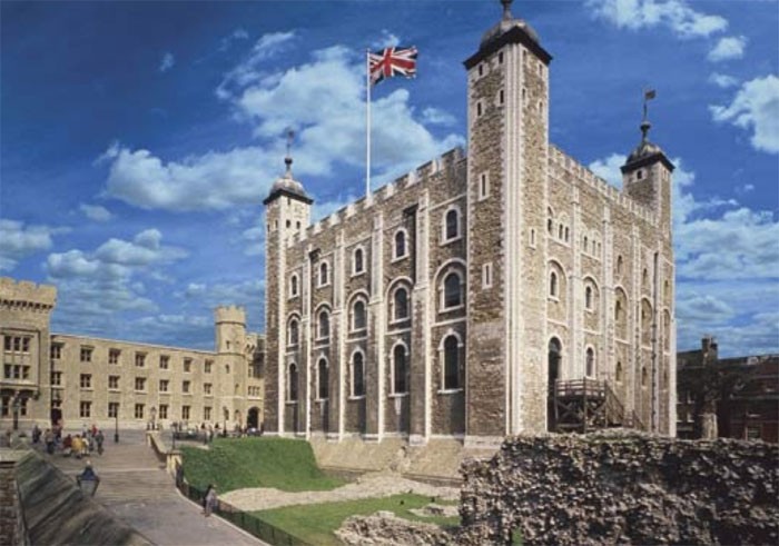Tòa Tháp London.