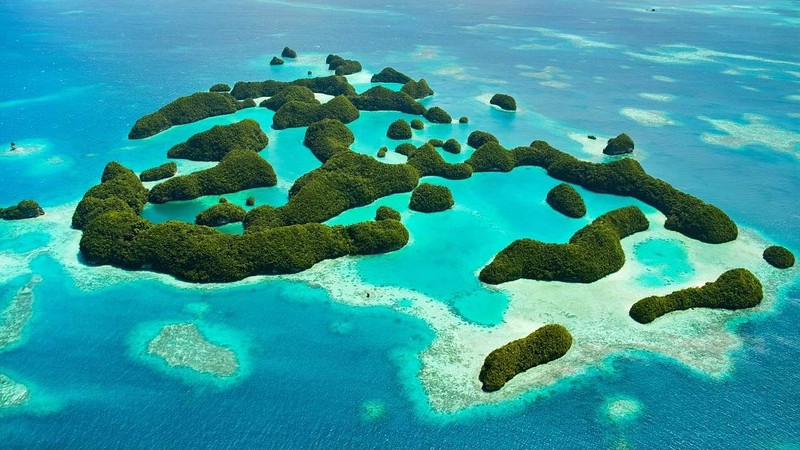 Đảo quốc Palau có 25% diện tích đất liền nằm trên biển.