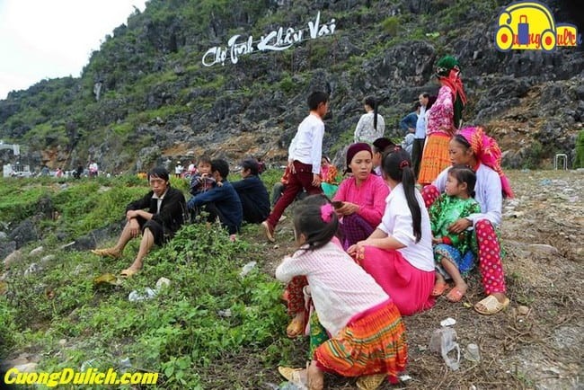 Chợ tình Khau Vai (ảnh internet).