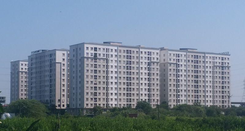 Người nước ngoài chỉ được mua và đứng tên trên Sổ đỏ với căn hộ chung cư và nhà ở riêng lẻ trong dự án đầu tư xây dựng nhà ở, chứ không được mua ngoài khu vực quyd dịnh/