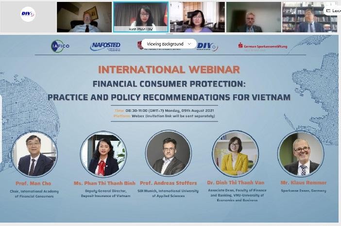 Hội thảo quốc tế về bảo vệ người tiêu dùng tài chính do Bảo hiểm tiền gửi Việt Nam đồng tổ chức.