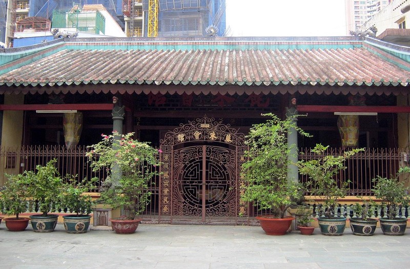 Lệ Châu hội quán ngày nay ở phường 14, quận 5, TP Hồ Chí Minh.