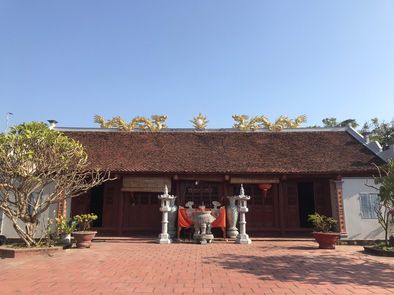 Miếu Bảo Hà.