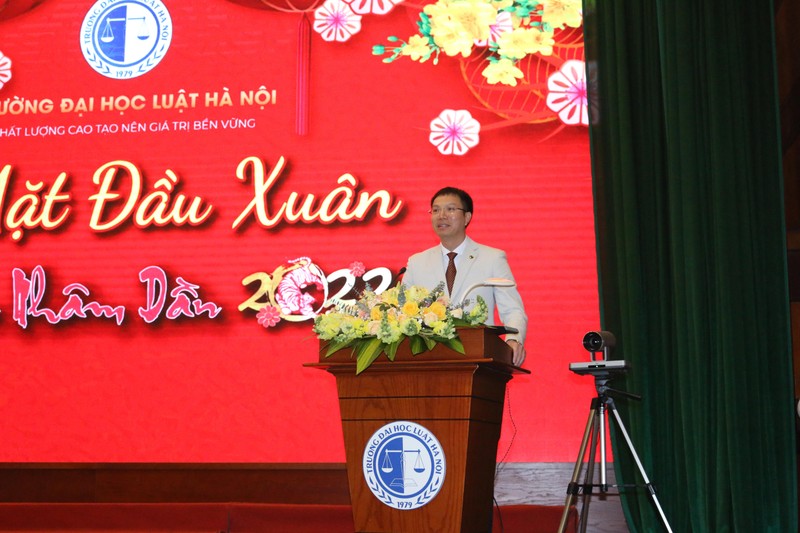 Đại học Luật Hà Nội gặp mặt đầu xuân năm 2022 ảnh 3