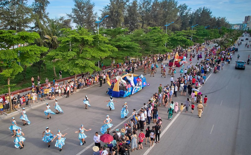 Sôi động lễ hội Carnival đường phố Sầm Sơn năm 2022 ảnh 5