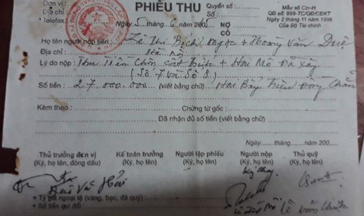 Phiếu thu tiền của các cá nhân mua mộ cải táng, an táng tại thôn Trai Túc