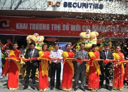 Trong bối cảnh nhiều DN khó khăn, Tập đoàn FLC vẫn phát triển mạnh mẽ