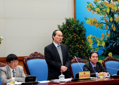 Phó Thủ tướng Nguyễn Thiện Nhân đánh giá cao hiệu quả của Chương trình tín dụng HSSV - Ảnh: VGP/Thành Chung