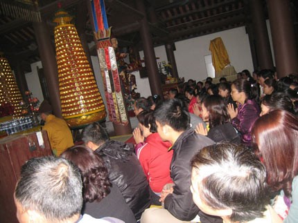 Lễ cầu an ở chùa Cẩm Thực (Quảng Ninh). Ảnh: Thiện Ân