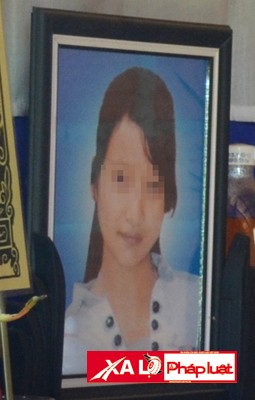 Di ảnh nạn nhân