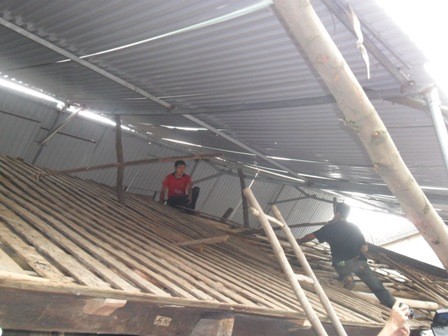Một ngôi nhà cổ đang trong quá trình sửa chữa
