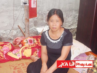 Chuồng gà nơi anh trai làng mò vào, bị đánh đến chết