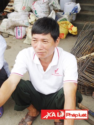 Xây xong nhà cho 32 người âm, ông Tân hết tiền xây nhà cho mình