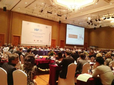 Diễn đàn Doanh nghiệp Việt Nam giữa kỳ 2013