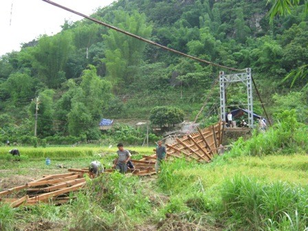 Cầy treo bị sập