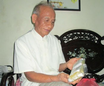 Lương y Phạm Mược với bài thuốc chữa đau dạ dày dạng bột