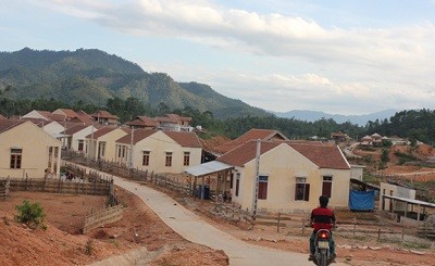 Sau vẻ hào nhoáng của những ngôi nhà mới xây tại khu TĐC là những nỗi lo lắng